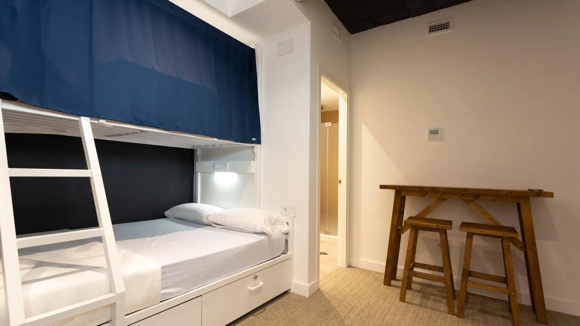 **  Malaga Stop Hostel Ab Ισπανία